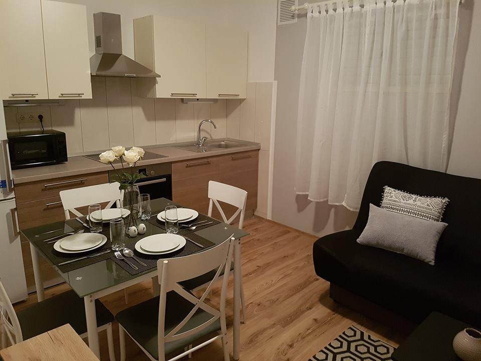 Adriatic Apartments Трогир Екстериор снимка