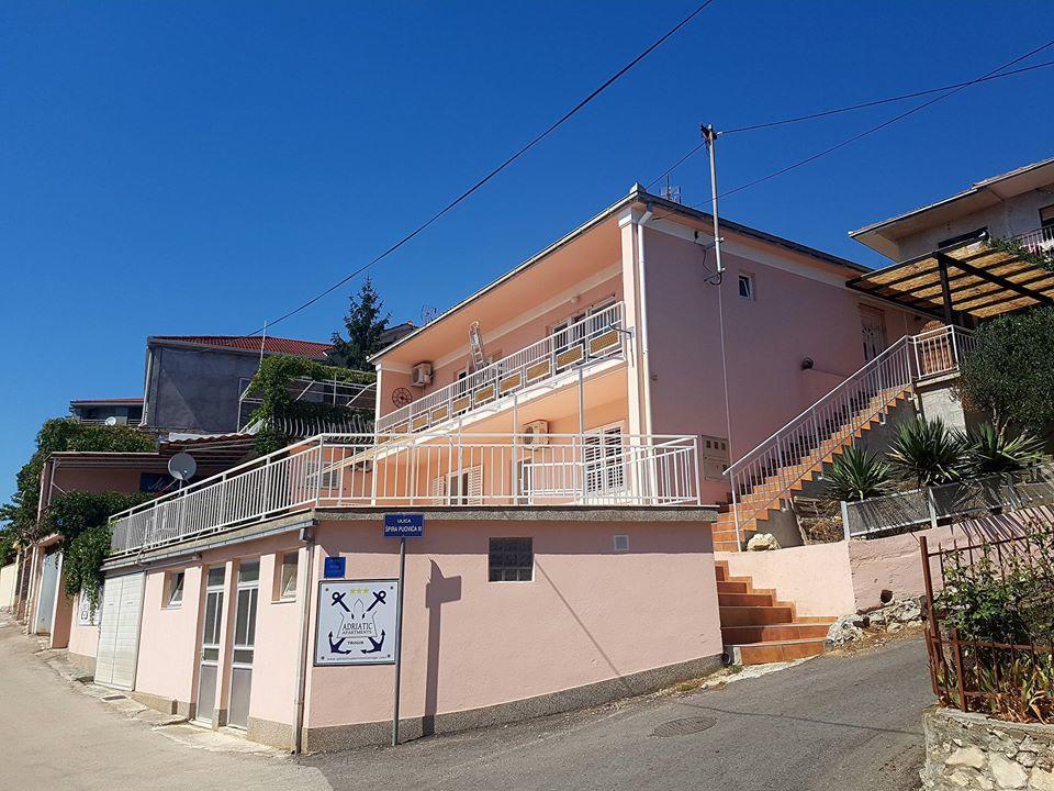 Adriatic Apartments Трогир Екстериор снимка