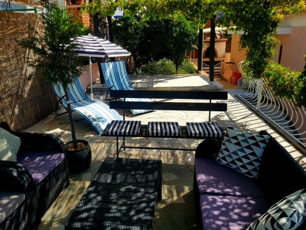 Adriatic Apartments Трогир Екстериор снимка